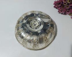 Gümüş Kaplama - Damgalı Hamam Tası - Çiçek Süslemeli Göbekli - Ağır Metal - BÜYÜK BOY - GÜMÜŞ RENKLİ