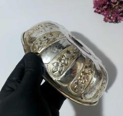 Gümüş Kaplama - Damgalı Hamam Tası - Çiçek Süslemeli Göbekli - Ağır Metal - BÜYÜK BOY - GÜMÜŞ RENKLİ