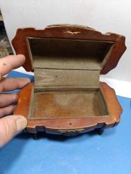 RF28---FIÇI ŞEKLİNDE AHŞAP KUTU