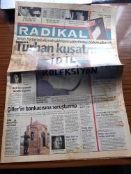 Radikal Gazetesi - Turkish Newspaper - 3 Kasım 1996 - Refah Partisi'nin demokratikleşme paketinden türban çıkacak - Refah Partisi'nin yayın organı milli gazetede yüz öpmek mekruh dendi Fotoğrafı - Tansu Çiller'in bankacısı Halit Cıngıllıoğlu'na soruşturma - madeni 50 bin liralık 12 Kasım'da piyasada - cezaevindeki Işık Yurtçu'ya basın özgürlük ödülü - kabadayı Sedat Peker'den uyuşturucu vakfı Fotoğrafı - Aczmendiler rejimi yıkacağız - Yazar Emine Şenlikoğlu her kesimin yobazı var - Bosna ABD'ye boyun eğdi - Atruş Kampı BM'nin değil PKK'nın elinde - Fenerbahçe ne Ada dinliyor ne Körfez - Galatasaray teselli arıyor - NBA'de ilk maçlar oynandı - tiyatro sinema programı - TÜYAP kitap fuarının Onur yazarı Peride Celal ile röportaj - Nazım Hikmet'in Kuvayı Milliye destanı kapalı gişi oynuyor fotoğraf - Michael Jackson'ın konser rüşveti Fotoğrafı - Charlie Chaplin'den Wood Allen'a yüz yıldır Beyaz perdeyi kahkaya boğan filmlerin en iyileri seçildi fotoğraf - Cemal Süreya şiir ödülleri