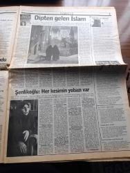 Radikal Gazetesi - Turkish Newspaper - 3 Kasım 1996 - Refah Partisi'nin demokratikleşme paketinden türban çıkacak - Refah Partisi'nin yayın organı milli gazetede yüz öpmek mekruh dendi Fotoğrafı - Tansu Çiller'in bankacısı Halit Cıngıllıoğlu'na soruşturma - madeni 50 bin liralık 12 Kasım'da piyasada - cezaevindeki Işık Yurtçu'ya basın özgürlük ödülü - kabadayı Sedat Peker'den uyuşturucu vakfı Fotoğrafı - Aczmendiler rejimi yıkacağız - Yazar Emine Şenlikoğlu her kesimin yobazı var - Bosna ABD'ye boyun eğdi - Atruş Kampı BM'nin değil PKK'nın elinde - Fenerbahçe ne Ada dinliyor ne Körfez - Galatasaray teselli arıyor - NBA'de ilk maçlar oynandı - tiyatro sinema programı - TÜYAP kitap fuarının Onur yazarı Peride Celal ile röportaj - Nazım Hikmet'in Kuvayı Milliye destanı kapalı gişi oynuyor fotoğraf - Michael Jackson'ın konser rüşveti Fotoğrafı - Charlie Chaplin'den Wood Allen'a yüz yıldır Beyaz perdeyi kahkaya boğan filmlerin en iyileri seçildi fotoğraf - Cemal Süreya şiir ödülleri