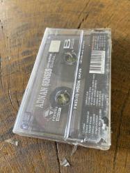 ADNAN ŞENSES - SON ŞARKIM / ELVEDA - KASET (JELATİNİNDE)