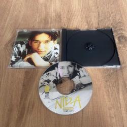 Nida - Evimizin Gelini Vurmasaydın Cd ( Dinlemeye engel olmayan kılcal çizikler vardır ) ( Dönem Cd - Sarı Bandrol )