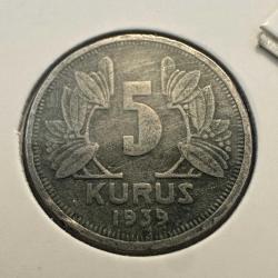 Türkiye 5 Kuruş 1939. Kapamasında.