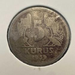 Türkiye 5 Kuruş 1939. Kapamasında.