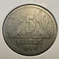 Türkiye 5 Kuruş 1939. Kapamasında.
