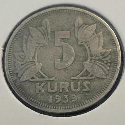 Türkiye 5 Kuruş 1939. Kapamasında.