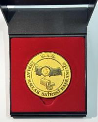 M.S.B. Milli Savunma Bakanlığı İnşaat Emlak Dairesi Başkanlığı Hatıra Madalyonu Kutulu Koleksiyonluk