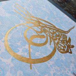 Ebru Sanatı Orjinal ,üzeri altın rengi tuğra 35x50