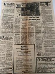 TERCÜMAN GAZETESİ - DOĞUM GÜNÜ HEDİYESİ (TURKISH NEWSPAPPER) - 9 ŞUBAT 1981 - SADECE TEK YAPRAKTIR -Ahmet Kabaklı-Rauf Tamer-Yaşar Güngör-Saadet Cantimur-Özden Akbal-Levent Cevik-Seyfi Öğretmen-Selahattin Çetiner-Benim Yeter-İnşaatçı ve sanayicilerin ortak görüşü-İnşaat sektörü güç durumda-Devlet inşaat sektörüne derhal el atmazsa problemler doğacak-Kira Kanunu tasarısı ile ilgili çalışmalar durduruldu-İşte komünist caniler Dikler ve Ergülen’in katilleri tespit edildi-CETİNER Polise gözdağı vermek isteyenler hüsrana uğratılacaktır-Bozuk para sıkıntısı kibrit ve aspirinin sürümünü artırdı-Tezgah Arkası-ALEY Enterprise tatbikatı bugün Cumhuriyet fazilettir tatbikatı yarın başlıyor-Ulusu Yarın TV’de tasarruf tedbirleri açıklama yapacak-Gün Işığında-Celal Bayar’ın Sohbeti-Pahalılık halkı yıldırıyor-Ankara Mektubu Sevgi Erozyonu-BAGFAŞ Bandırma Gübre Fabrikaları AŞ nin duyurusu-Vatandost Kimya Sanayi ve Ticaret duyurulur-Yarın Kasap eski günleri arıyordu Ya müşteriler-Sözün Kısası Nasıl Bec