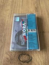 Güllü - Hayatımın Yanlışı Kaset ( Jelatinli - Ambalajında )