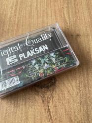 Hande Yener - Apayrı Kaset ( Jelatinli - Ambalajında ) ( Ön kaset kapağında çatlak vardır )