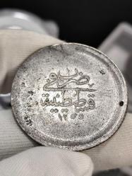 Sultan Abdülmecid 1255/1 Gümüş 6 Kuruş Nadir