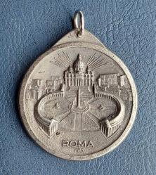 İtalya, Aziz II. John Paul'ün Resminin Yer Aldığı Hatıra Katolik Madalyon - Arka Yüzde: Aziz Petrus Bazilikası (Vatikan/Roma) Yer Almaktadır. 1980'ler. Gümüş Tonlu/Patinalı Haliyle.