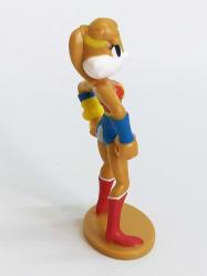 Looney Tunes Bugs Bunny Lola DC Justice League Wonder Women Kostümünde Burger King Oyuncak Figür 2023
