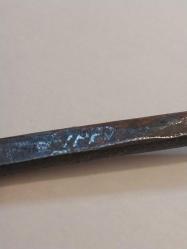 Osmanlı Dönemi Kılıç Maşatı.  H. 1327 Tarihli, M.1911.17 cm.