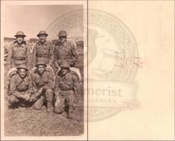 Brodie kasklı ve teçhizatlı altı Türk askerinin arazi hatırası. (Orijinal Fotoğraf, S/B, 1940'lar, 9x14 cm.)