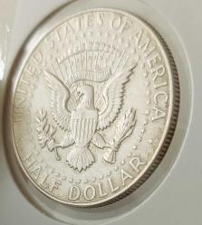 1968 ABD AMERİKA YARIM HALF DOLLAR ORİJİNAL GÜMÜŞ MADENİ PARASI KENNEDY FİGÜRLÜ ÇİLALTI BB2RR1A ÇOK NADİR