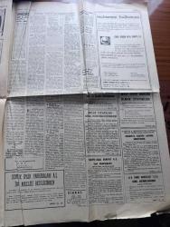 Halka ve Olaylara Tercüman Gazetesi - Turkish Newspaper - 8 Şubat 1970 - Süleyman Demirel ikili anlaşmalar konusunda bilgi verdi - Türkiye NATO'ya egemenliğini Feda etmek için değil bilakis takviye ve müdafaa için girmiştir - Adalet Partisi Senato grubu anlaşmazlığının halli için toplanıyor - Amerika'dan 150 bin ton buğday alacağız - Ankara'da elektriğe %139 hava gazına %147,5 zam yapıldı - belediyeler ilan ve reklamdan vergi alamayacak - Türkiye'de ilk organize sanayi bölgesi Manisa'da kuruldu - ODTÜ kapısı şato kapısı gibi Fotoğrafı - hac için kutsal beldeye her gün 20-25 Türk otobüsü geliyor fotoğraf - Üç yeni hücumbotu Deniz kuvvetlerine katılıyor - burç falı - kuvvet gösterileri yazan Tarık Buğra - Battal Gazi'nin torunu yazan Murat Sertoğlu Yazı Dizisi - Anadolu'nun fetih destanları yazan Mehmet Önder Yazı Dizisi - kabadayı Dündar Kılıç'ın kardeşinde de tabanca bulundu - Türkiye kupası'nda Galatasaray ve Eskişehir rahat bir rövanşa çıkıyorlar - Ahmet Taşçı herkesi boksör yaptı