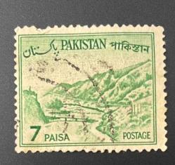 Pakistan Pulu - Pakistan Stamp - Postadan Geçmiş Pul Filateli - Damgalı -  Hayber Geçidi Temalı Pul  , 7 PARA - YABANCI PULLAR -NOSTALJİK DOĞUM GÜNÜ HEDİYESİ