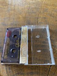 SEZEN AKSU - IŞIK DOĞUDAN YÜKSELİR - KASET