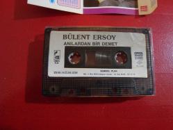 BÜLENT ERSOY ANILARDAN BİR DEMET DÖNEM KASET (Açıklamayı Okuyunuz )