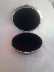 Gümüş Kaplamalı Metal Kutu