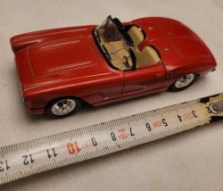 LOT.16 » ESKİ KOLEKSİYONDAN MODEL ARABA.