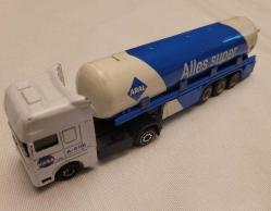 MODEL TANKER. KOLEKSİYONDAN. NADİR.