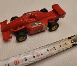 ESKİ KOLEKSİYONDAN MODEL ARABA.