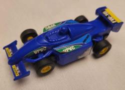 DAĞILAN ESKİ KOLEKSİYONDAN YARIŞ ARABASI.