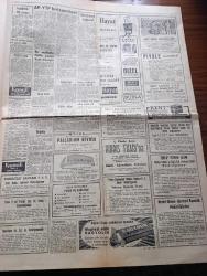 Hürriyet Gazetesi - Turkish Newspaper - 18 Temmuz 1961 - Büyük Millet Meclisi 23 Ekim'de toplanacak - Osman Köksal komitenin tek arzusu dürüst bir seçim yapmak - başbakanlık önünde Cemal Gürsel ile ayakta sual cevap Fotoğrafı - Amerika'dan 1 milyon ton buğday alıyoruz - Astronot Yuri Gagarin İle Gina Lollobrigida şakalaştılar - belediye su fiyatına zam yapmaya hazırlanıyor - Amerika'nın eğlence kralı Ed Sullivan İstanbul'dan ayrıldı Fotoğrafı - Saray ilçesinde Petrol aranıyor - Adalet Partisi ile Yeni Türkiye Partisi birleşmiyor - Osmanlı Bankası takdim eder sanatkarlar konuşuyor Afife Edipoğlu - İstanbul'da bugün bu gece sinema programı - başkan Kennedy'nin hazırlığı - Almanya'dan 25 otobüs daha satın alınıyor - Kore kafilemiz yurda döndü - tanınmış edebiyatçılarımızdan Vasfi Mahir Kocatürk vefat etti - Galatasaray veda kokteylinde eski santraforu Metin Oktay'a 9 numaralı formayı hediye etti fotoğraf - Can Bartu Lazio'da dikkat çekerse daha yüksek fiyatla satılacak - Mustafa Ertan