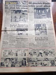 Hürriyet Gazetesi - Turkish Newspaper - 18 Temmuz 1961 - Büyük Millet Meclisi 23 Ekim'de toplanacak - Osman Köksal komitenin tek arzusu dürüst bir seçim yapmak - başbakanlık önünde Cemal Gürsel ile ayakta sual cevap Fotoğrafı - Amerika'dan 1 milyon ton buğday alıyoruz - Astronot Yuri Gagarin İle Gina Lollobrigida şakalaştılar - belediye su fiyatına zam yapmaya hazırlanıyor - Amerika'nın eğlence kralı Ed Sullivan İstanbul'dan ayrıldı Fotoğrafı - Saray ilçesinde Petrol aranıyor - Adalet Partisi ile Yeni Türkiye Partisi birleşmiyor - Osmanlı Bankası takdim eder sanatkarlar konuşuyor Afife Edipoğlu - İstanbul'da bugün bu gece sinema programı - başkan Kennedy'nin hazırlığı - Almanya'dan 25 otobüs daha satın alınıyor - Kore kafilemiz yurda döndü - tanınmış edebiyatçılarımızdan Vasfi Mahir Kocatürk vefat etti - Galatasaray veda kokteylinde eski santraforu Metin Oktay'a 9 numaralı formayı hediye etti fotoğraf - Can Bartu Lazio'da dikkat çekerse daha yüksek fiyatla satılacak - Mustafa Ertan
