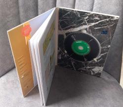 LOVE AND MELANCHOLY / FROM PAST TO PRESENT TURKISH MUSIC CD ALBÜM . KİTAPÇIĞI MEVCUT.  KOLEKSİYONLUK KONDİSYON YÜKSEK