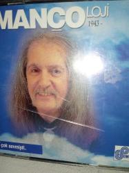 Cd Barış Manço mançoloji 1 ve 2 box albüm. 1999 baskı Orijinal. Kitapçık mevcut. CD kabında çatlaklar var. 2 Disk. Dinlemeyi etkilemeyen çizikler var, Sorunsuz çalışıyor