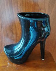 Topuklu Ayakkabı Formunda Porselen Vazo