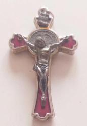 Azîz Benediktus Çarmıhı Mineli kolye ucu.