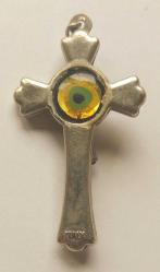 Azîz Benediktus Çarmıhı Mineli kolye ucu.
