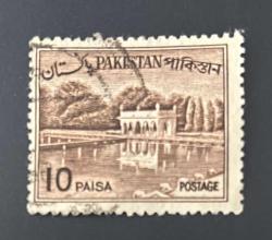 Pakistan Pulu - Pakistan Stamp - Postadan Geçmiş Pul Filateli - Damgalı -  Shalimar Bahçeleri'ndeki Türbe ve Havuz Temalı Pul  , 10 PARA - YABANCI PULLAR -NOSTALJİK DOĞUM GÜNÜ HEDİYESİ
