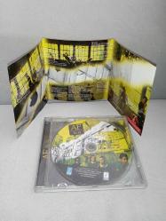 Cd AF 46:19 albümü. Orijinal. CD ön kapaklı çatlak ile dinlemeyi etkilemeyen çizikler var sorunsuz çalışıyor.