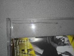 Cd AF 46:19 albümü. Orijinal. CD ön kapaklı çatlak ile dinlemeyi etkilemeyen çizikler var sorunsuz çalışıyor.