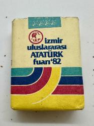 1982 İzmir Uluslararası Atatürk Fuarı midi Sigara pakedi Dolu açılmamış ÇT kolleksiyonluk Tekel