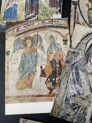 “Peder Sakulidis Kütüphanesi” KOLEKSİYONLUK İKONİK KARTPOSTAL SETİ