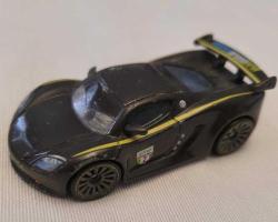 DAĞILAN KOLEKSİYONDAN MODEL ARABA.