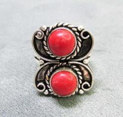 DoĞaL MERCAN TaŞLı GÜMÜŞ YÜZÜK....