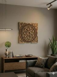 Işık açıkken sıcak ve davetkâr, kapalıyken heykelsi bir siluet.                Mimar tasarımı