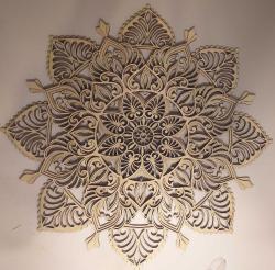 Işık açıkken sıcak ve davetkâr, kapalıyken heykelsi bir siluet.                Mimar tasarımı