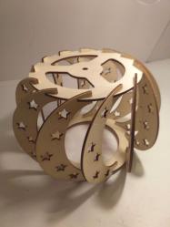 Işık açıkken sıcak ve davetkâr, kapalıyken heykelsi bir siluet.                Mimar tasarımı