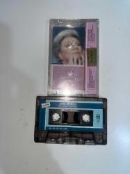 Zeki müren zirvedeki şarkıları