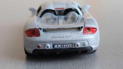 SILVER PORSCHE CARRERA GT   DÖKME DEMİR   SIFIR  HİÇ KULLANILMAMIŞ   1/72 ÖLÇEK KOLLEKSİYON ÜRÜNÜ ÇOK ÇOK NADİR